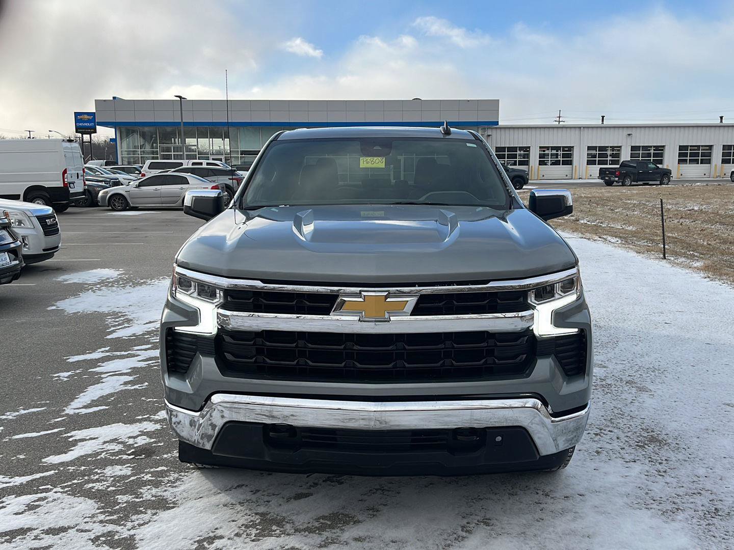 Used 2025 Chevrolet Silverado 1500 LT AWD/4WD image 8