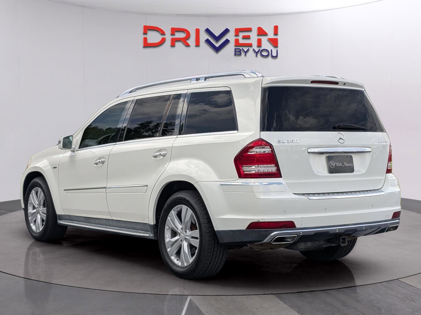 Used 2012 Mercedes-Benz GL 320 BlueTEC 4MATIC image 3
