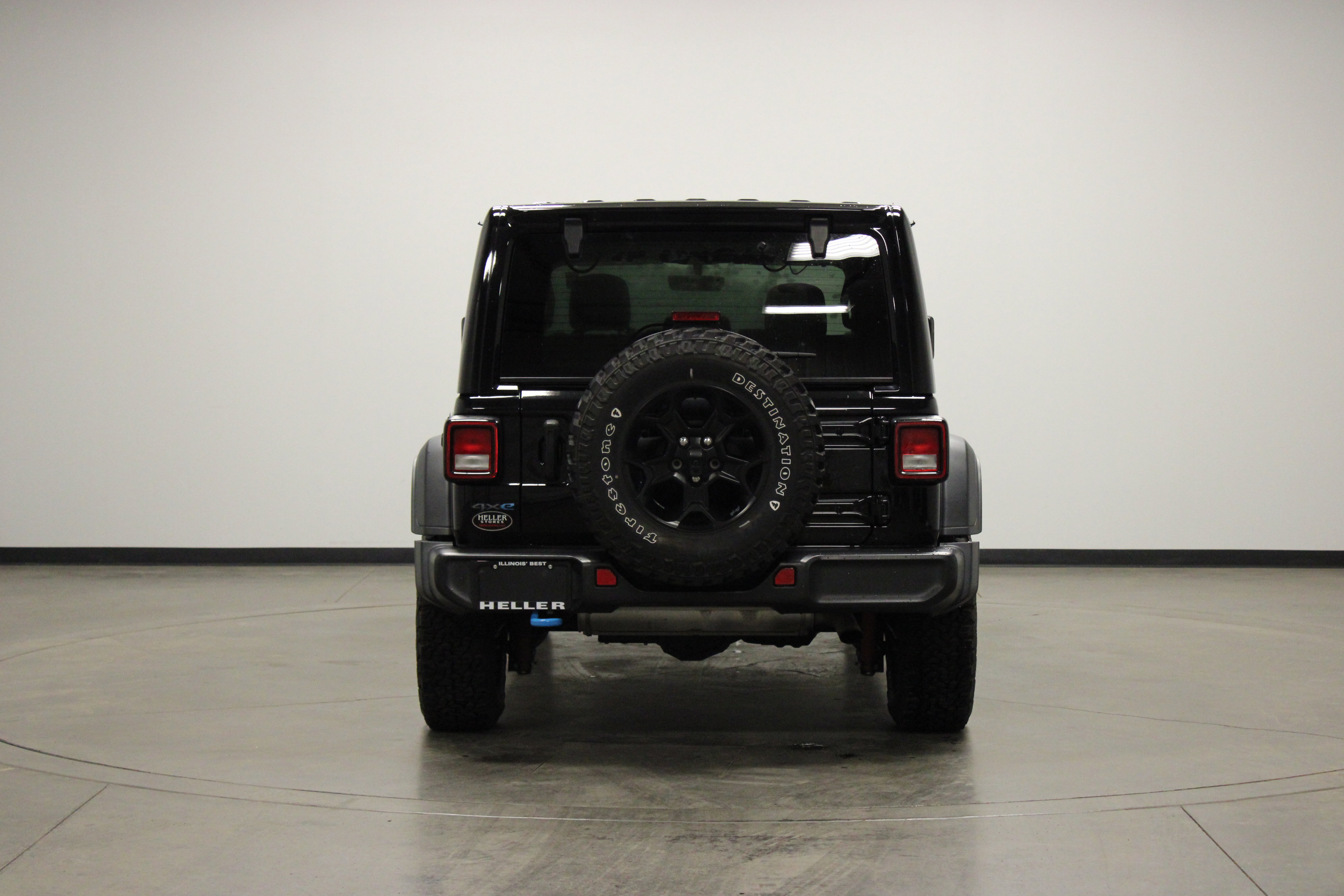 Used 2023 Jeep Wrangler Unlimited w/ 8.4" Radio Group image 7