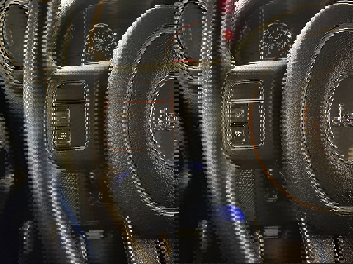 Used 2012 Jeep Wrangler Sport image 19