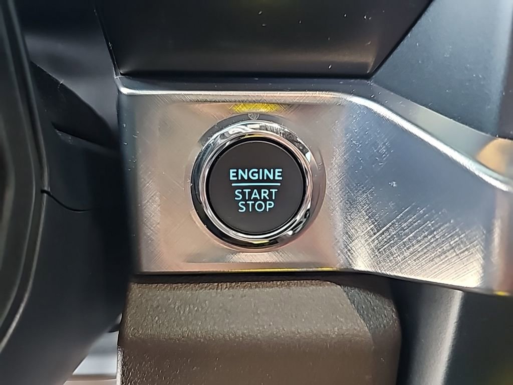 Used 2024 Ford F250 King Ranch w/ FX4 Off-Road Package image 24