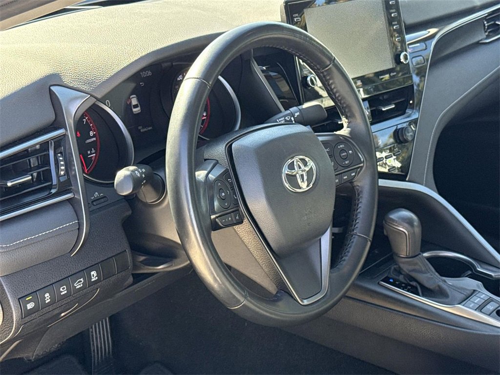 Used 2024 Toyota Camry XSE w/ Navigation Package image 9