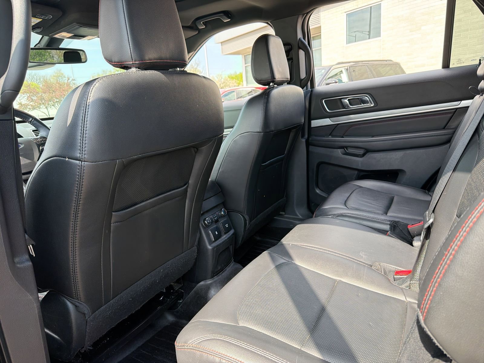 Used 2018 Ford Explorer Sport w/ Equipment Group 401A image 24