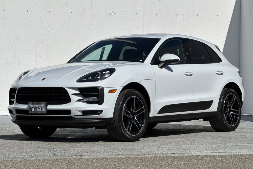 Used 2021 Porsche Macan w/ Premium Package AWD/4WD image 7