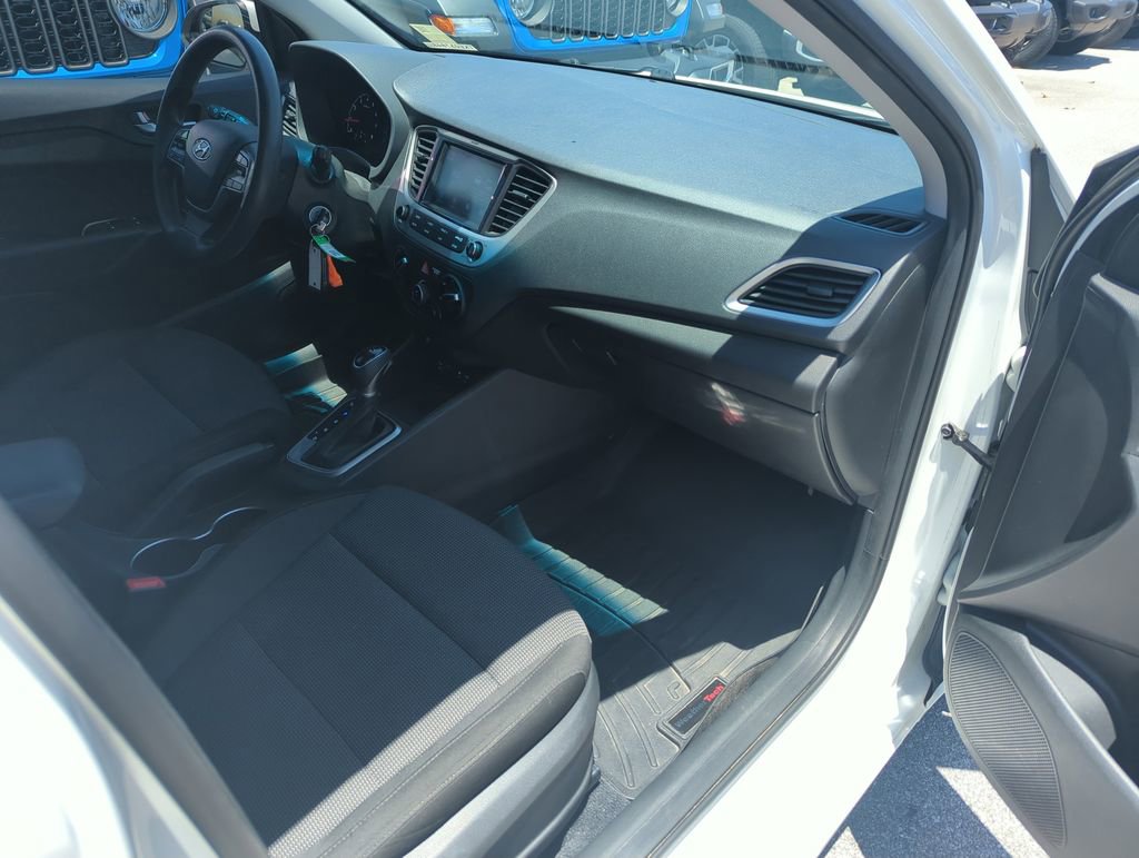 Used 2019 Hyundai Accent SEL FWD image 34