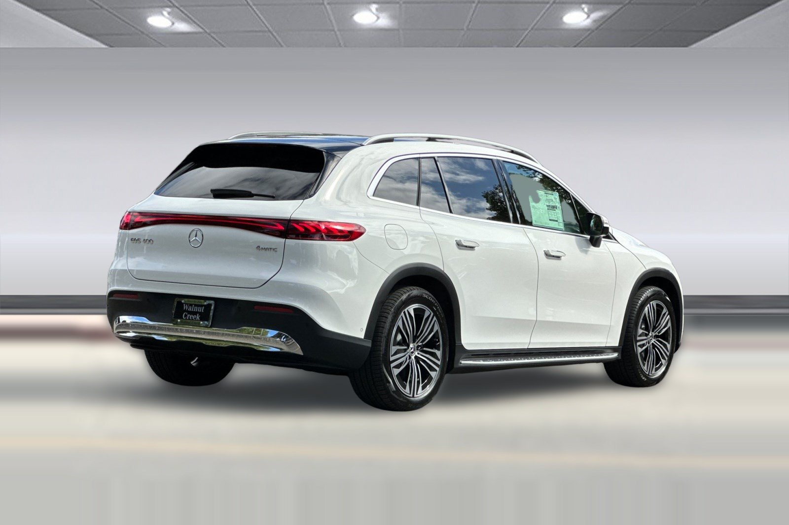 New 2027 Mercedes-Benz EQS 400 4MATIC SUV image 9