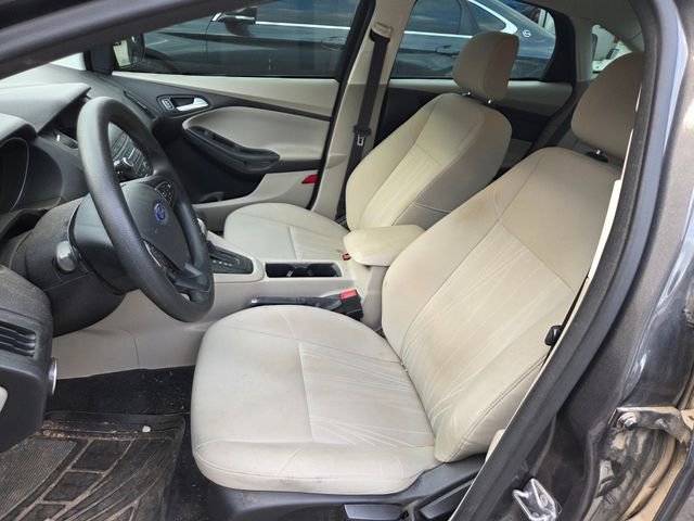 Used 2018 Ford Focus SE image 8