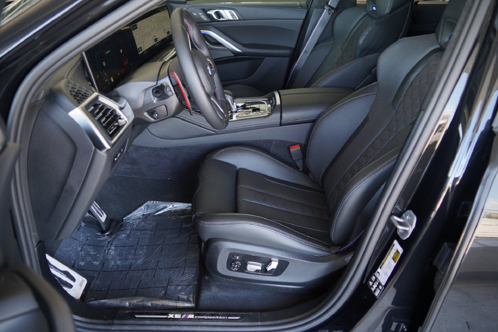 New 2026 BMW X6 M Competition w/ Executive Package AWD/4WD image 14