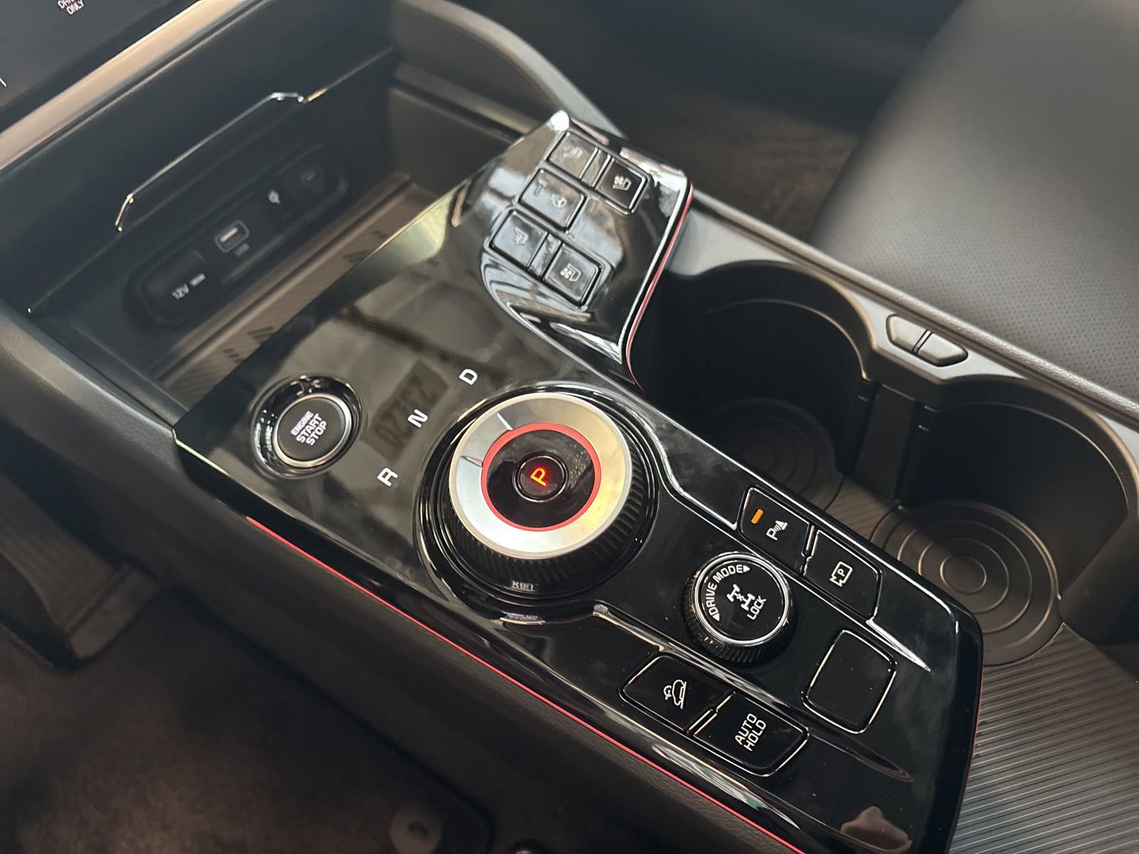 New 2025 Kia Sportage SX Prestige image 24