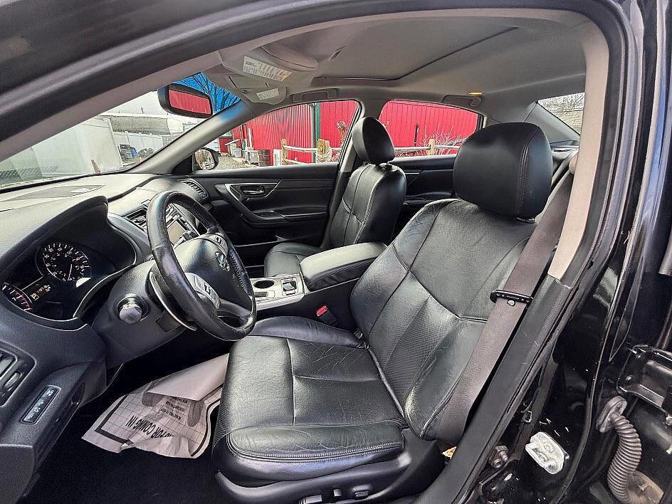 Used 2014 Nissan Altima 3.5 SL w/ Technology Package image 13