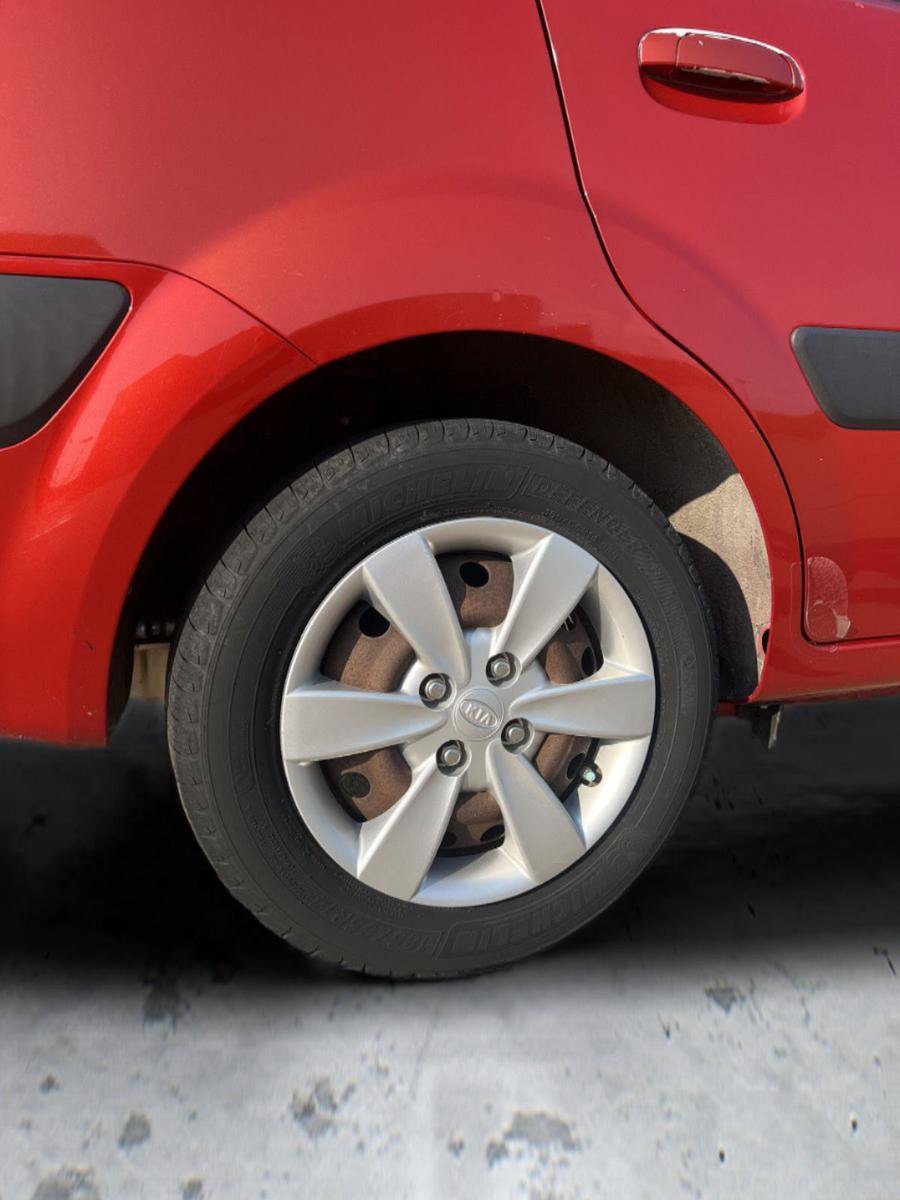 Used 2008 Kia Rio LX FWD image 22