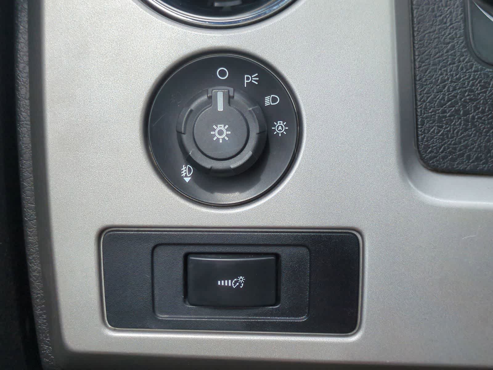 Used 2012 Ford F150 Lariat w/ Lariat Plus Pkg AWD/4WD image 27