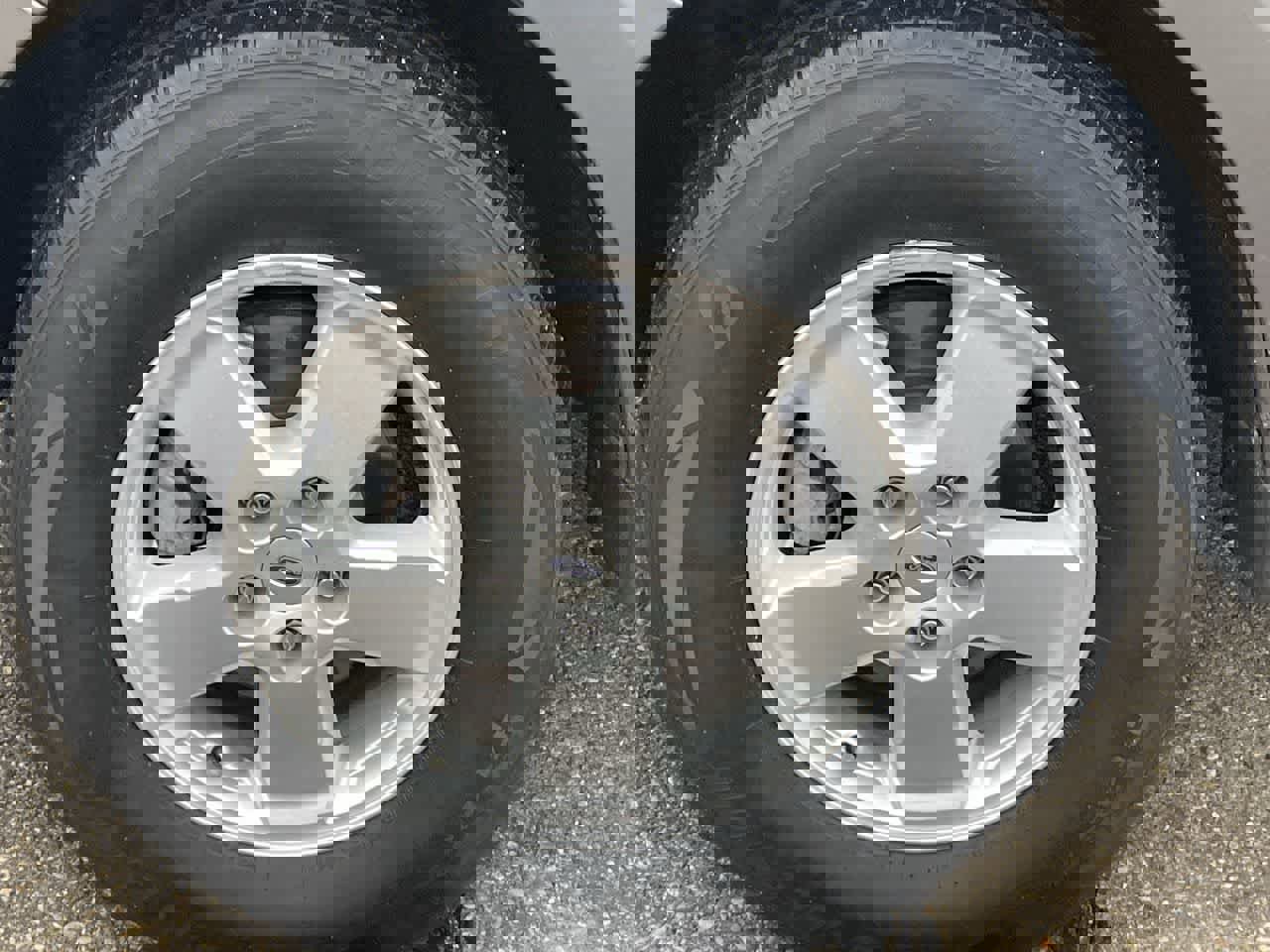 Used 2012 Ford Escape XLT image 32