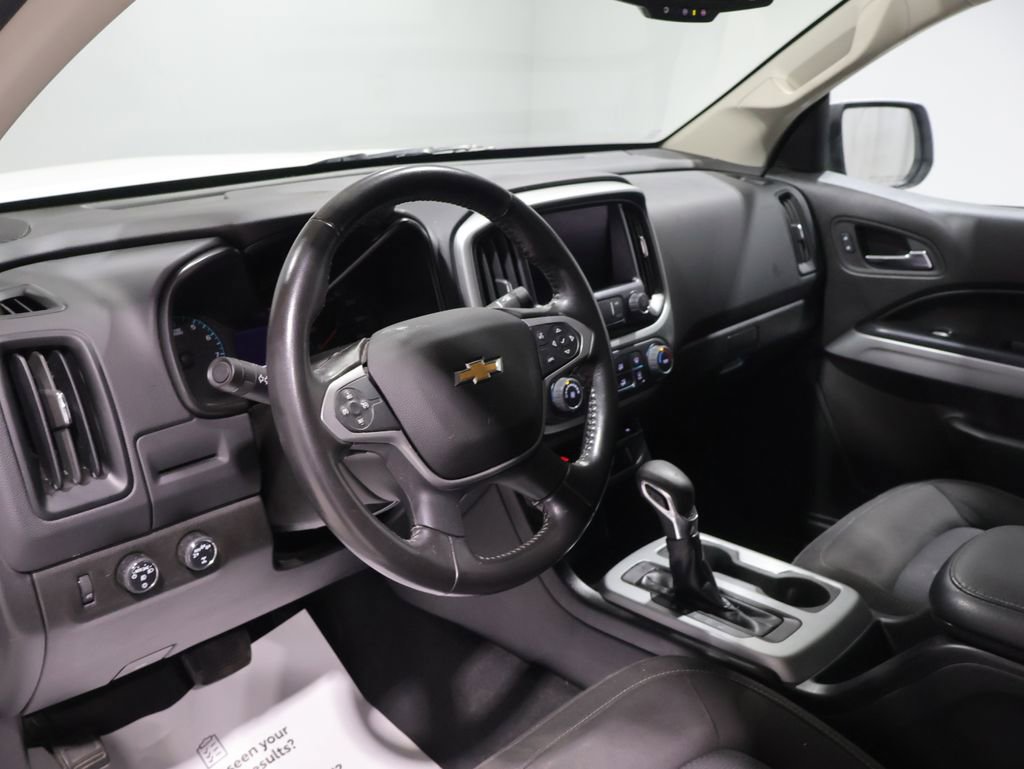 Used 2022 Chevrolet Colorado LT w/ LT Convenience Package AWD/4WD image 15