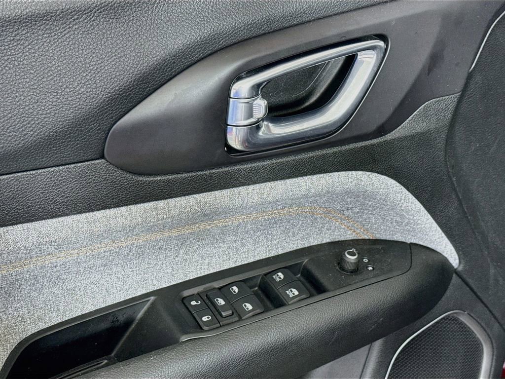 Used 2022 Jeep Compass Sport FWD image 17