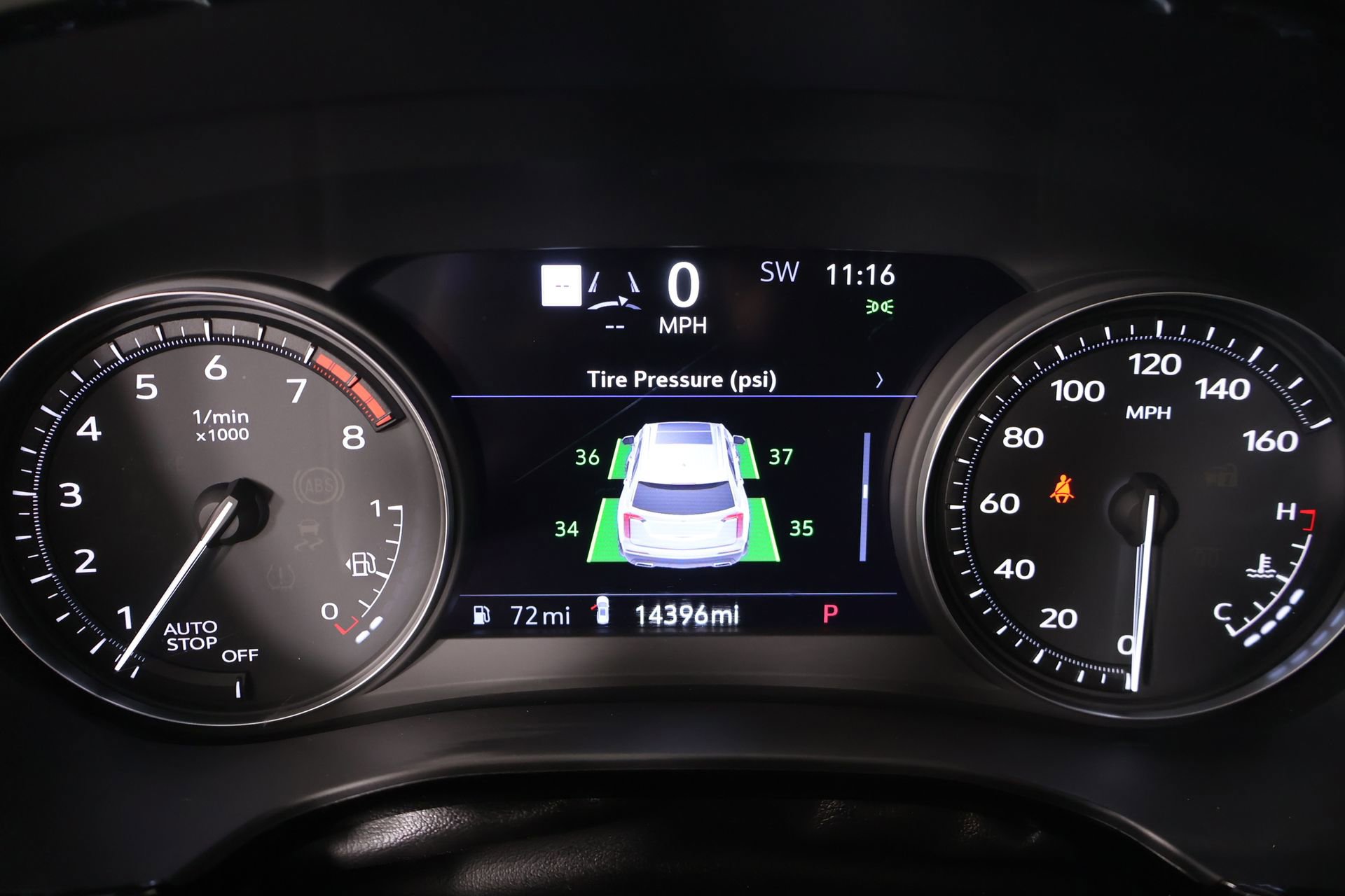 Used 2025 Cadillac XT6 Premium Luxury w/ Technology Package FWD image 4