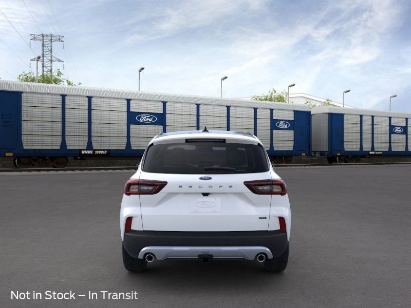 New 2025 Ford Escape SE w/ Class II Trailer Tow Package image 5