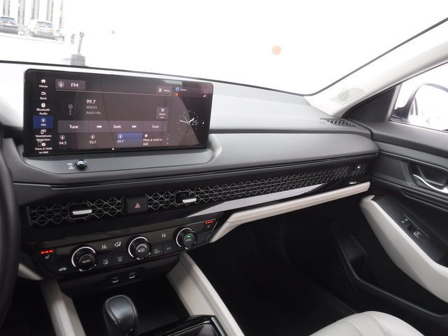 Used 2023 Honda Accord EX-L image 21
