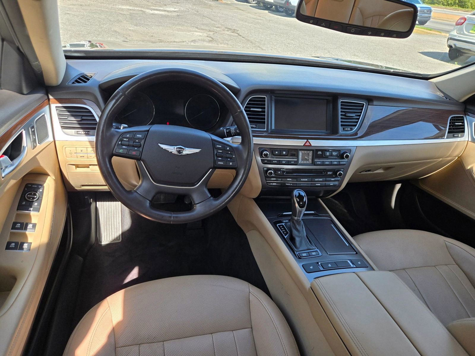 Used 2017 Genesis G80 3.8 AWD/4WD image 5