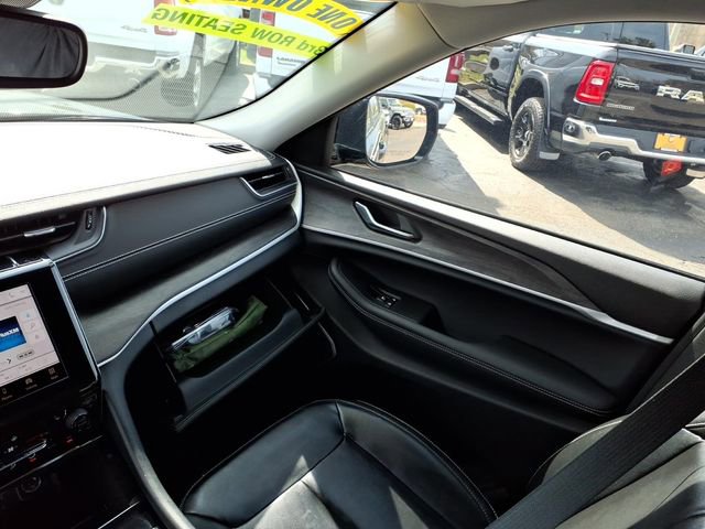 Certified 2022 Jeep Grand Cherokee L Limited image 23