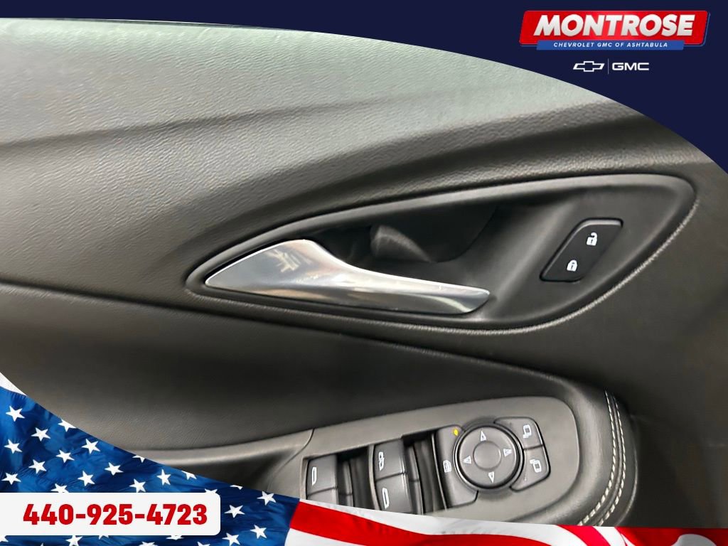 Used 2021 Buick Encore GX Select image 10