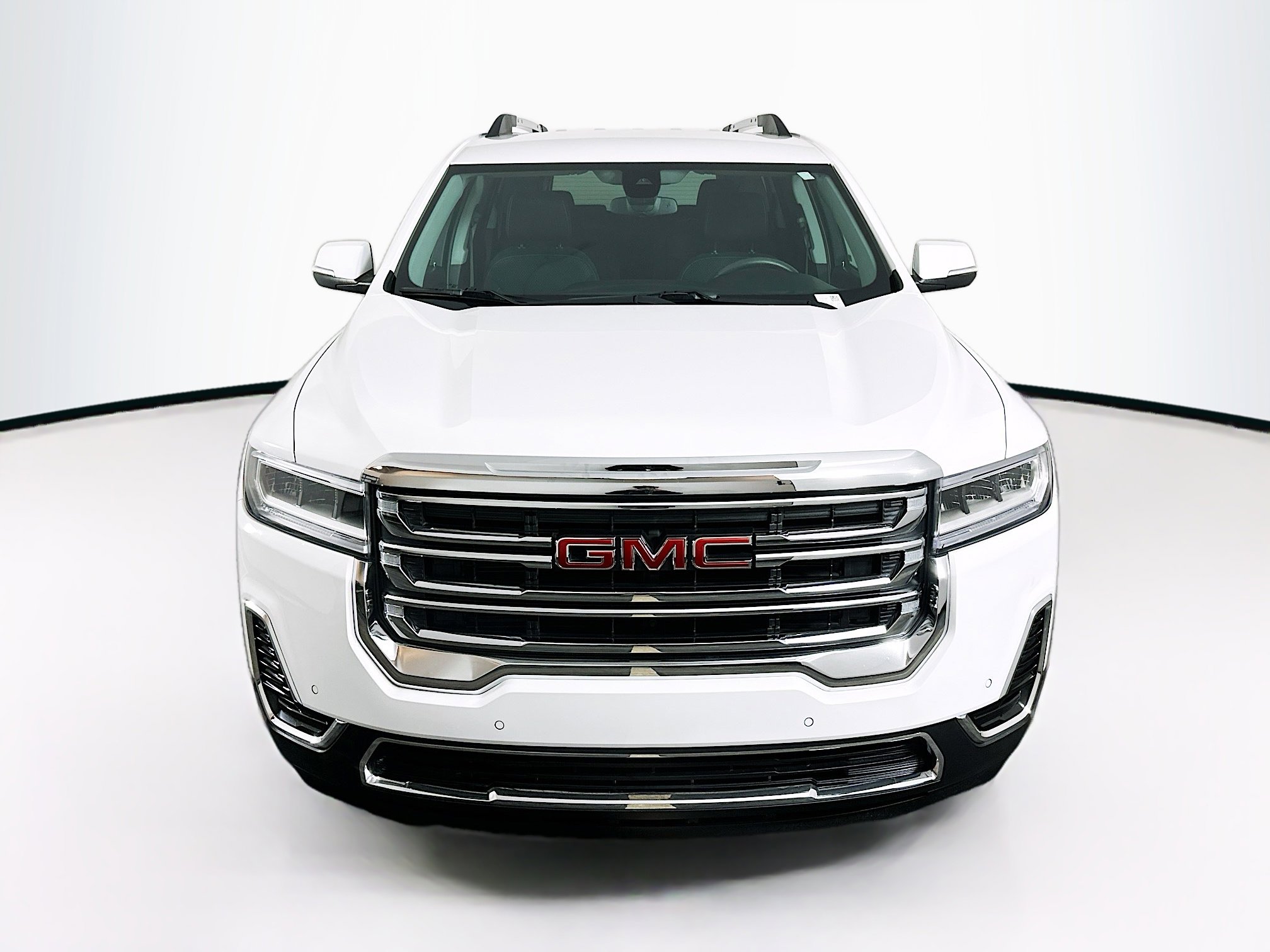 Used 2023 GMC Acadia SLE w/ Driver Convenience Package image 2