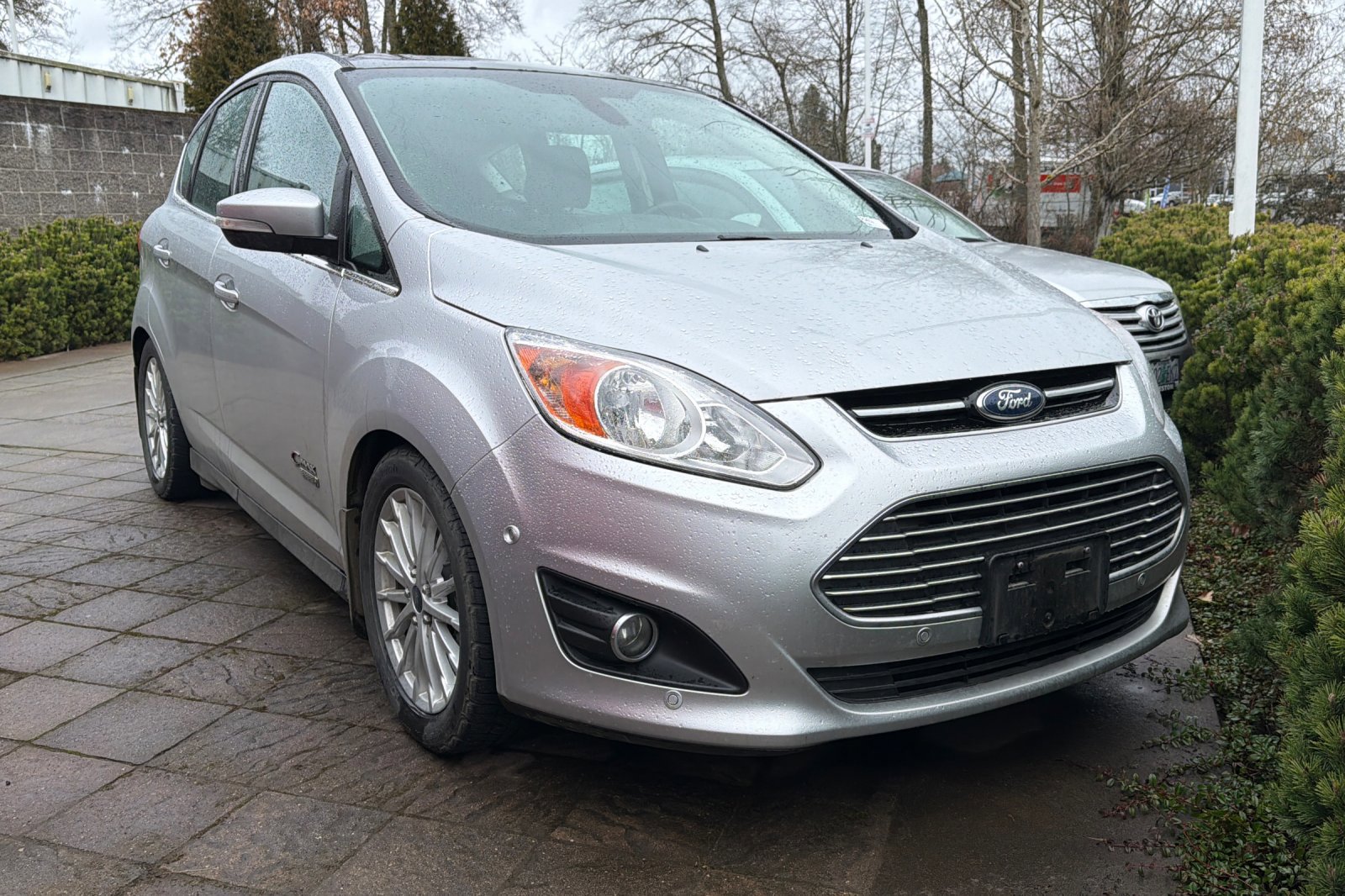 Used 2014 Ford C-MAX Energi SEL w/ Equipment Group 303A image 2