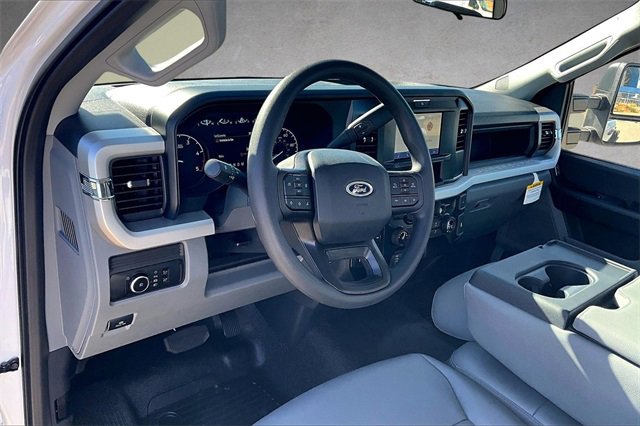 New 2026 Ford F450 XL w/ XL Chrome Package image 5