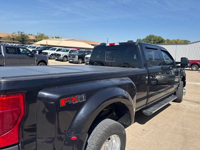 Used 2022 Ford F350 Lariat w/ Lariat Value Package AWD/4WD image 4