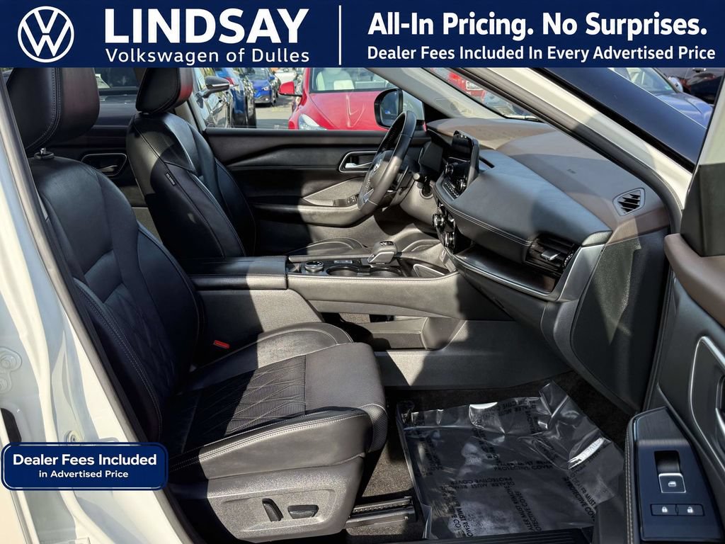 Used 2022 Nissan Rogue Platinum AWD/4WD image 12
