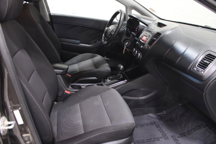 Used 2018 Kia Forte LX image 38