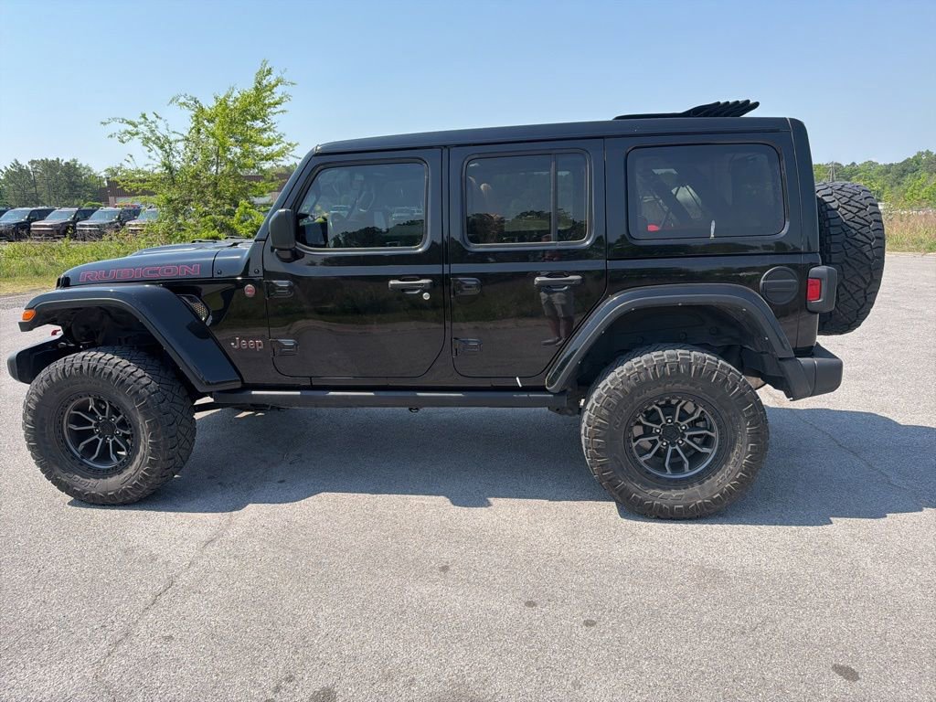 Used 2022 Jeep Wrangler Unlimited Rubicon w/ Cold Weather Group AWD/4WD image 10