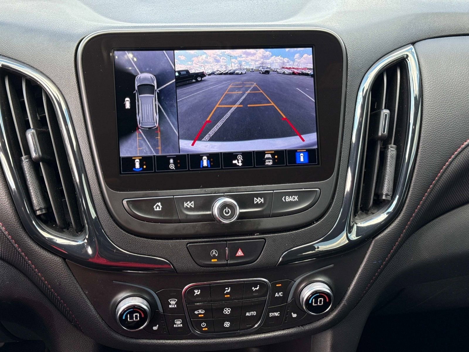 Used 2023 Chevrolet Equinox RS w/ RS Leather Package image 22