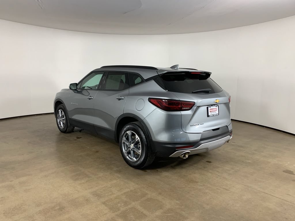 Used 2023 Chevrolet Blazer LT AWD/4WD image 14