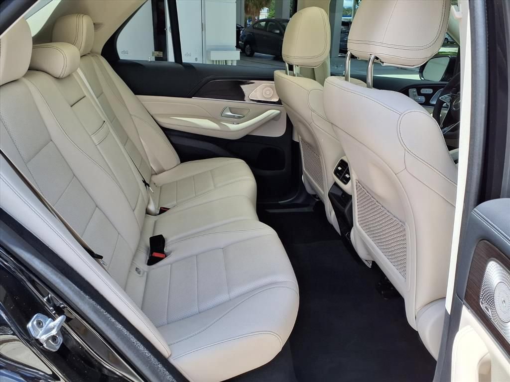 Used 2024 Mercedes-Benz GLE 450e 4MATIC image 13