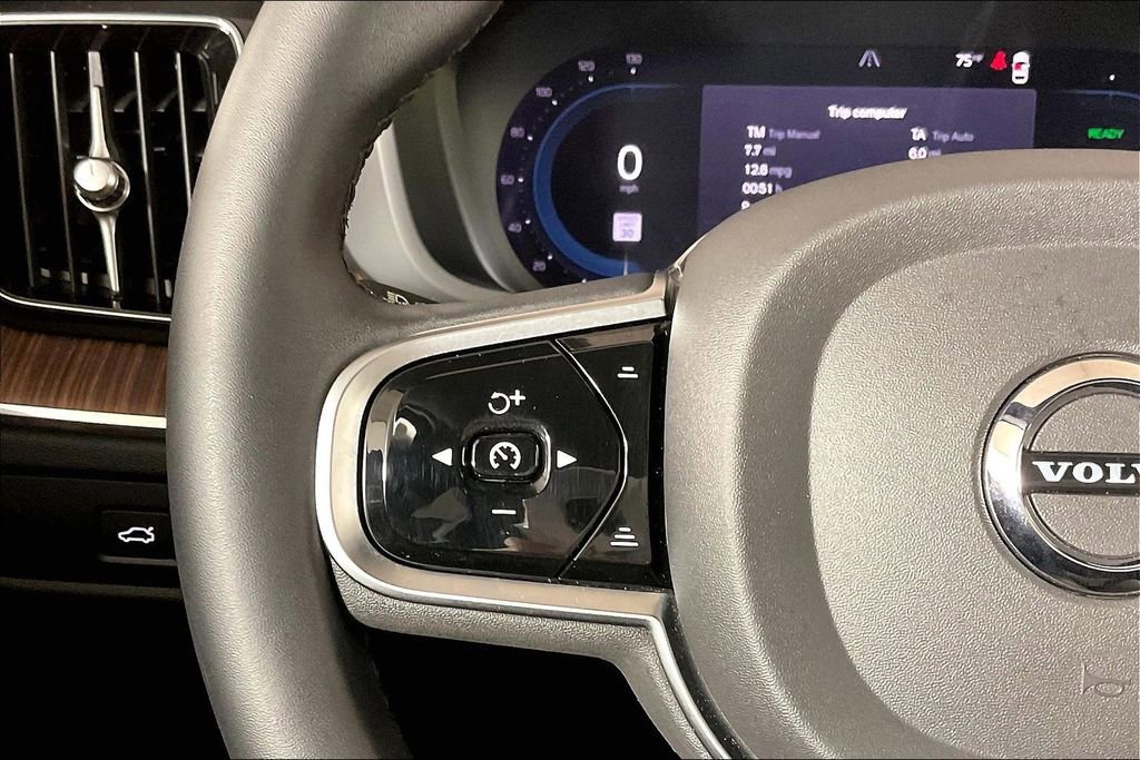 Used 2024 Volvo XC60 T8 Plus w/ Protection Package Premier image 18