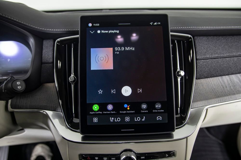 Used 2026 Volvo XC90 T8 Ultra w/ Protection Package Premier image 39