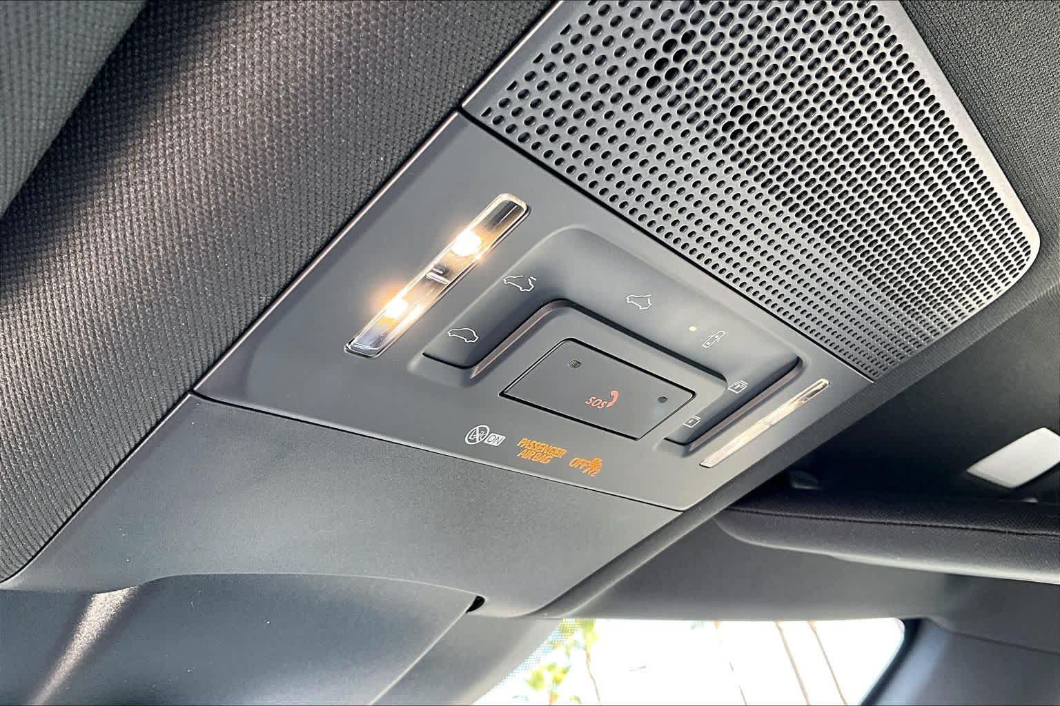 New 2026 Lexus ES 350e FWD image 14