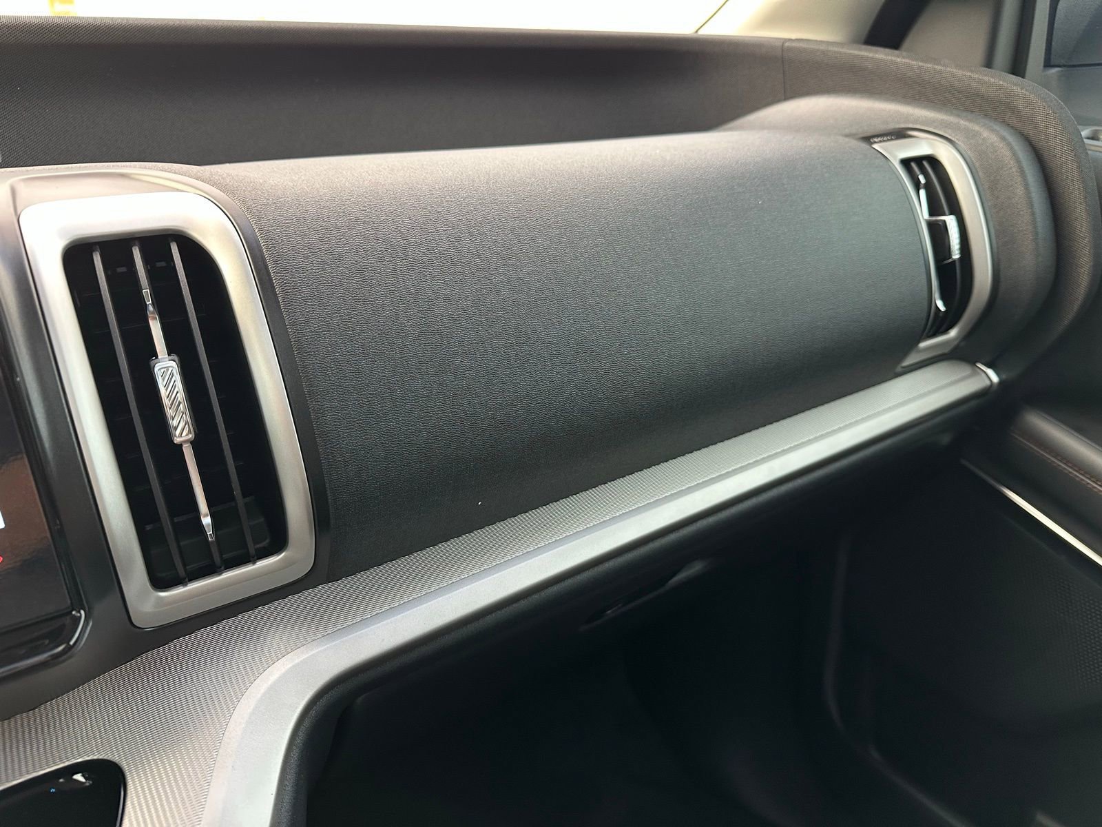 New 2025 Ford Expedition Max Active AWD/4WD image 19