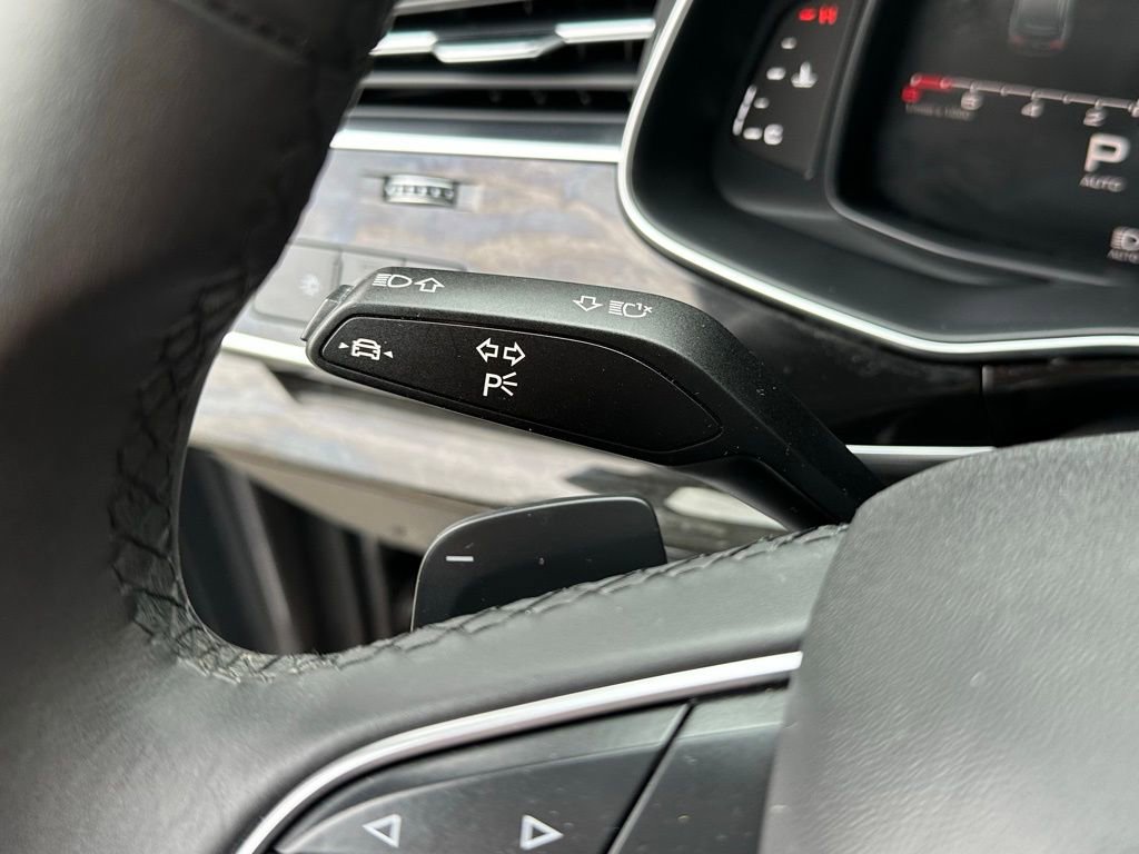 Used 2021 Audi Q7 2.0T Premium Plus w/ Executive Package image 38