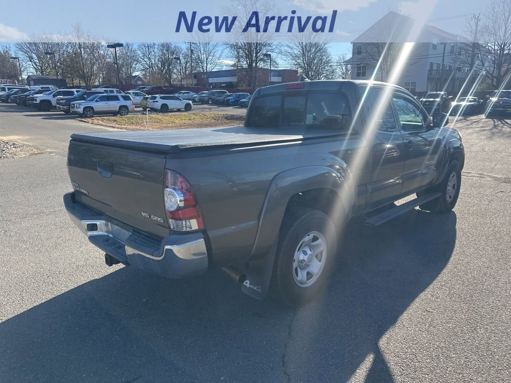 Used 2014 Toyota Tacoma 4x4 Access Cab V6 image 3