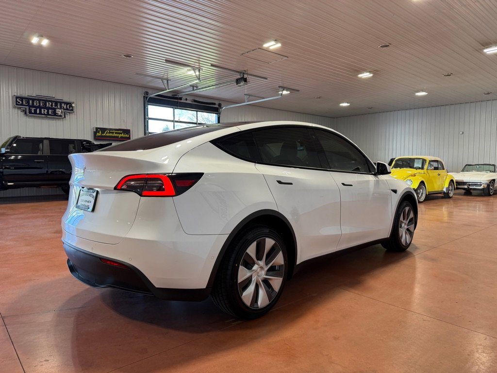 Used 2020 Tesla Model Y Long Range AWD/4WD image 9