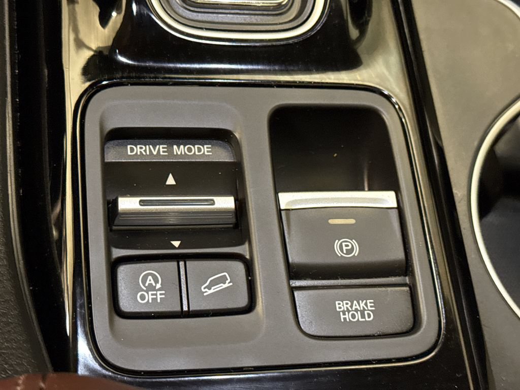 Certified 2024 Honda Pilot Elite image 31