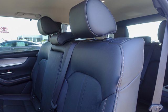 Certified 2024 MAZDA CX-90 Plug-In Hybrid w/ Preferred AWD/4WD image 24