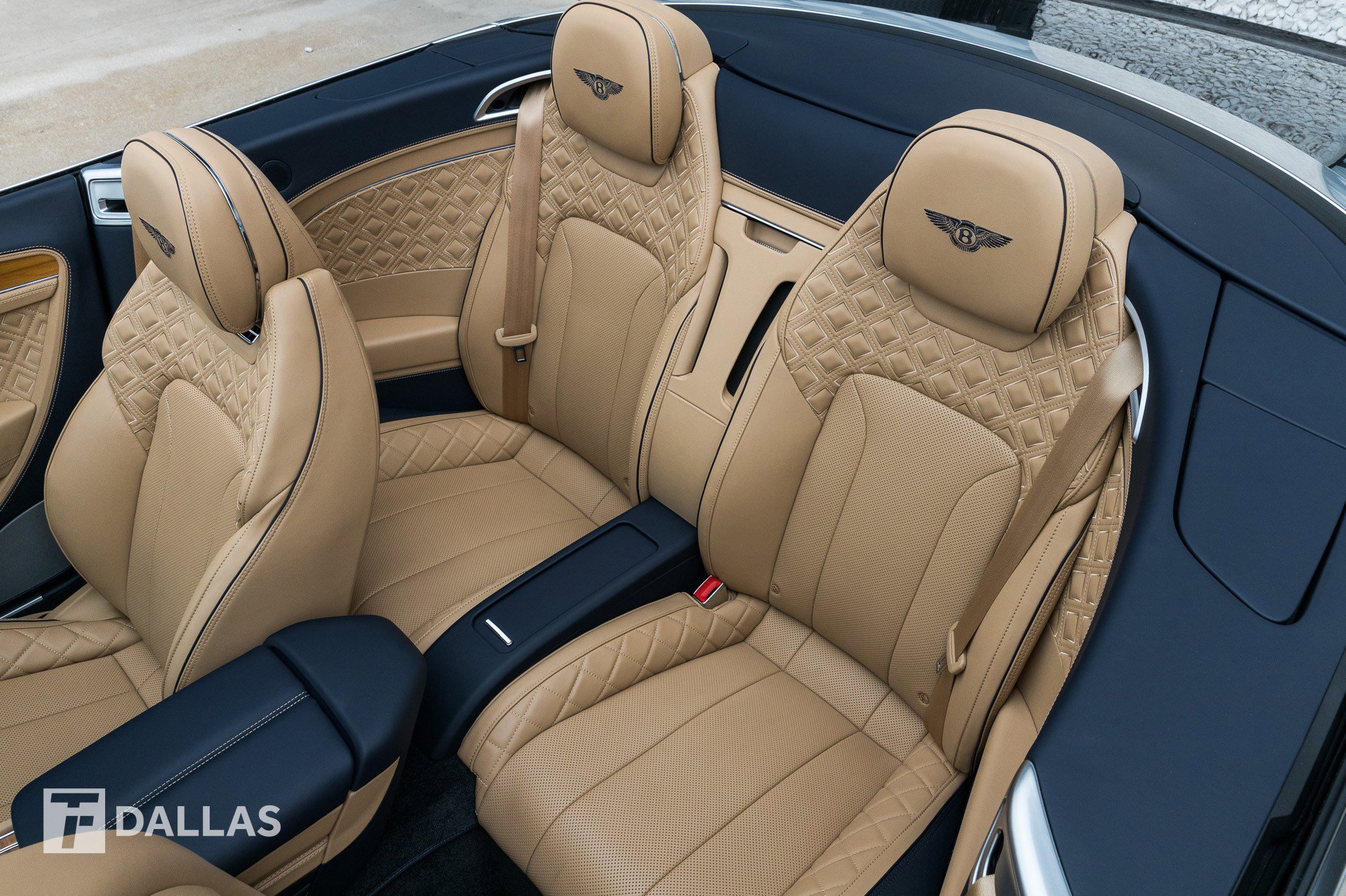 Used 2021 Bentley Continental GT image 30