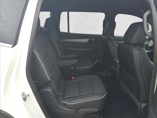 Used 2025 Buick Enclave Preferred FWD image 20