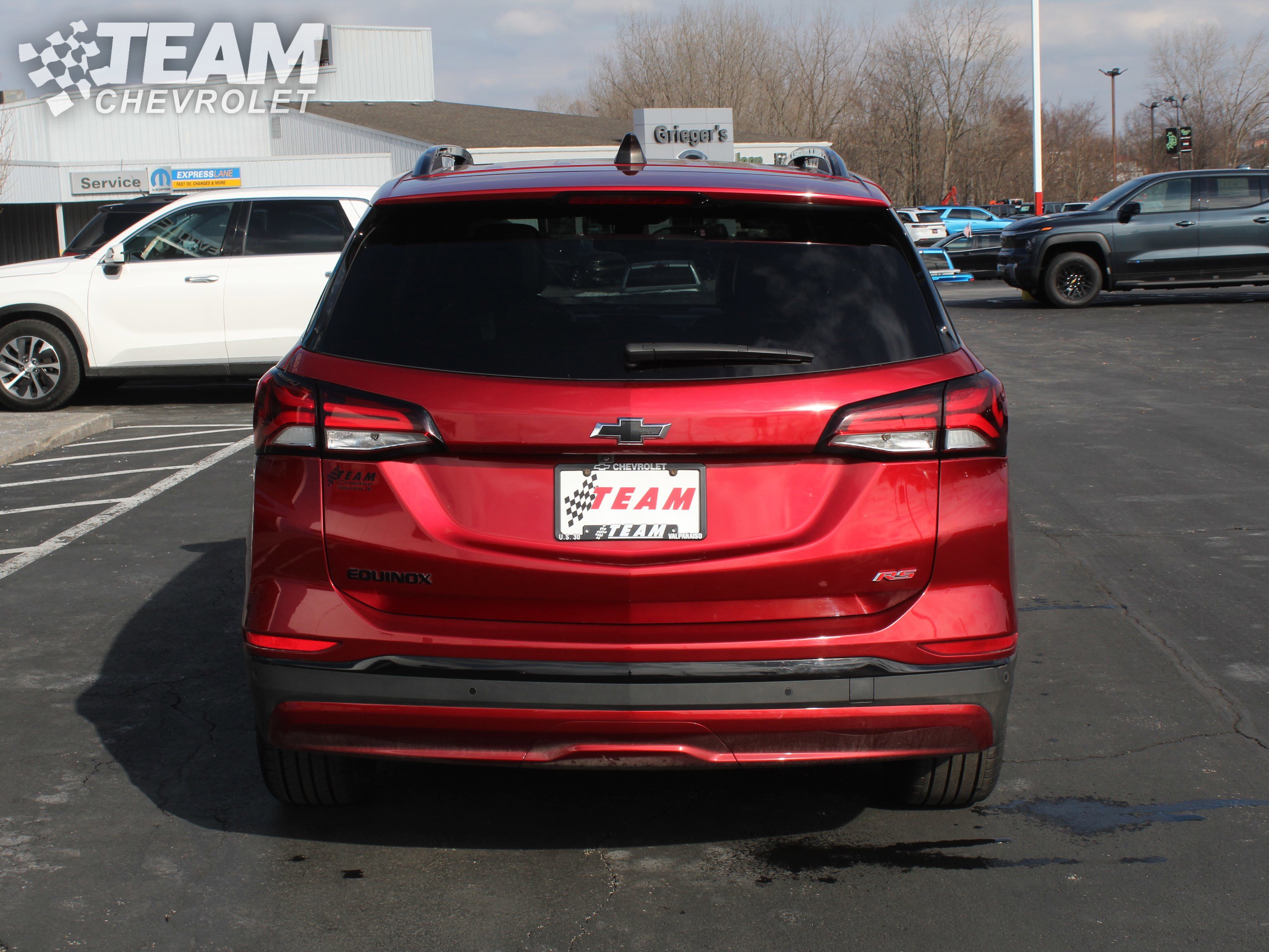 Used 2022 Chevrolet Equinox RS w/ LPO, Cargo Package image 5