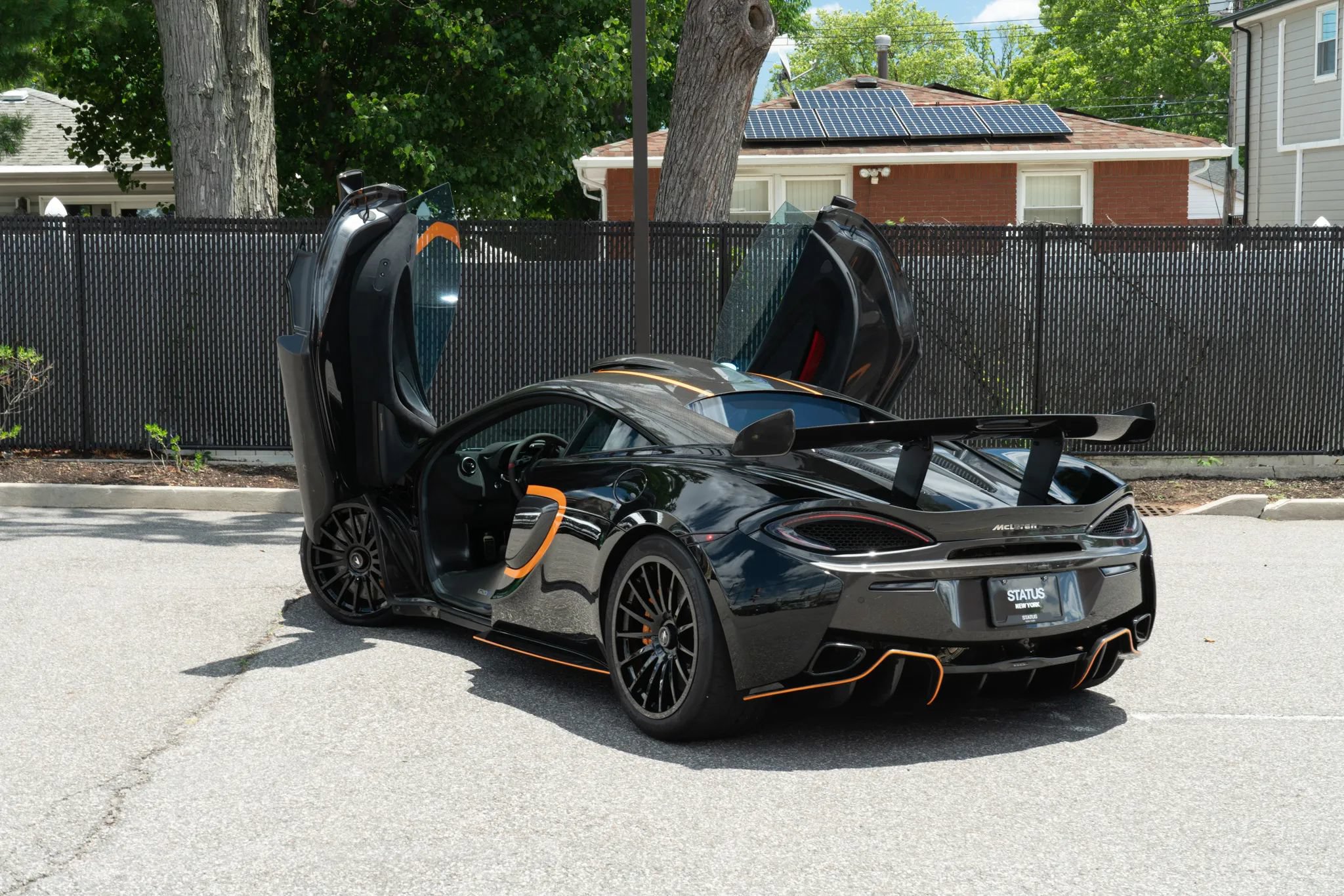 Used 2020 McLaren 620R RWD image 33