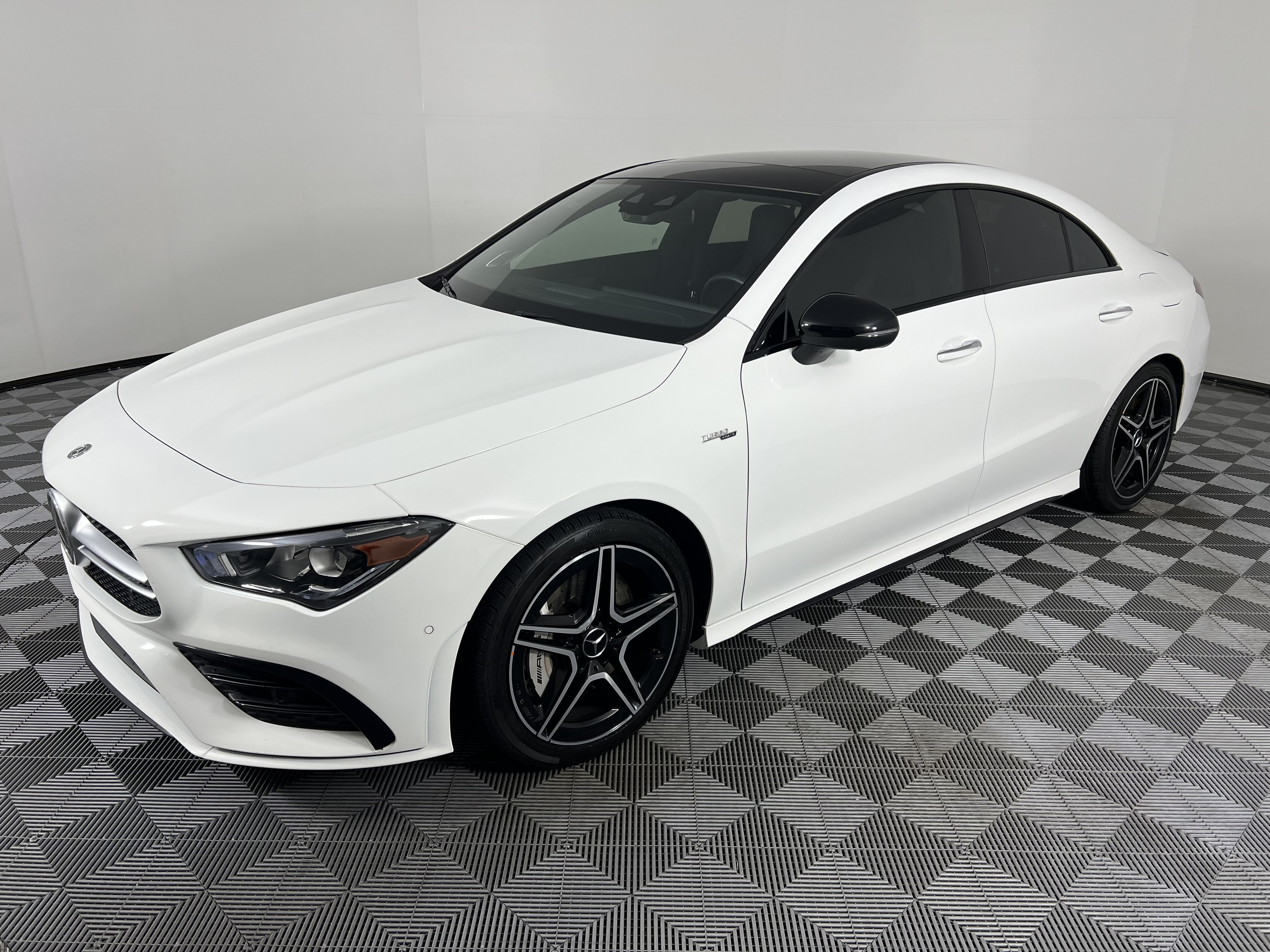 Used 2020 Mercedes-Benz CLA 35 AMG 4MATIC image 8