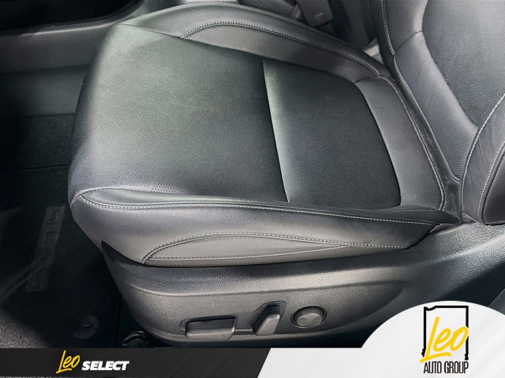 Used 2025 Kia Seltos EX w/ EX Sunroof Package image 19